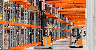 Intralogistik & automation